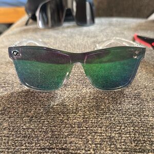 Blender Gradient Green Sunglasses